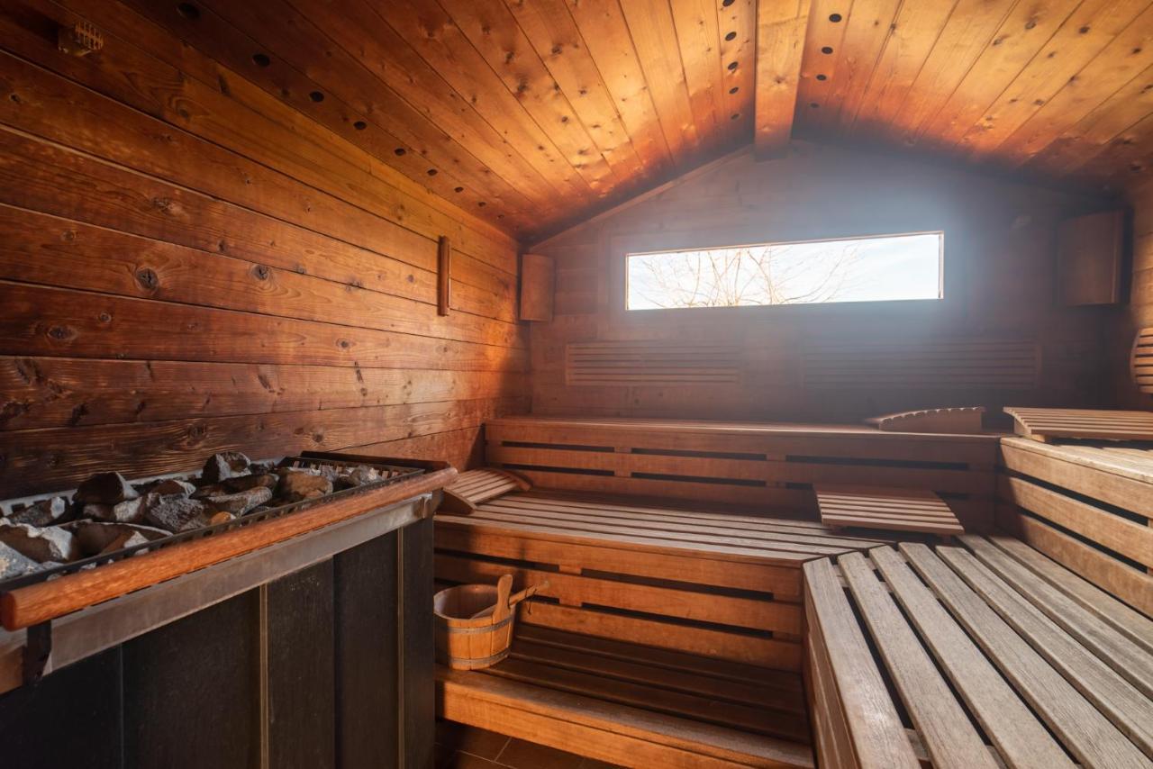 Boutique Hotel Art De Vivre & Spa Кранс Монтана Екстериор снимка