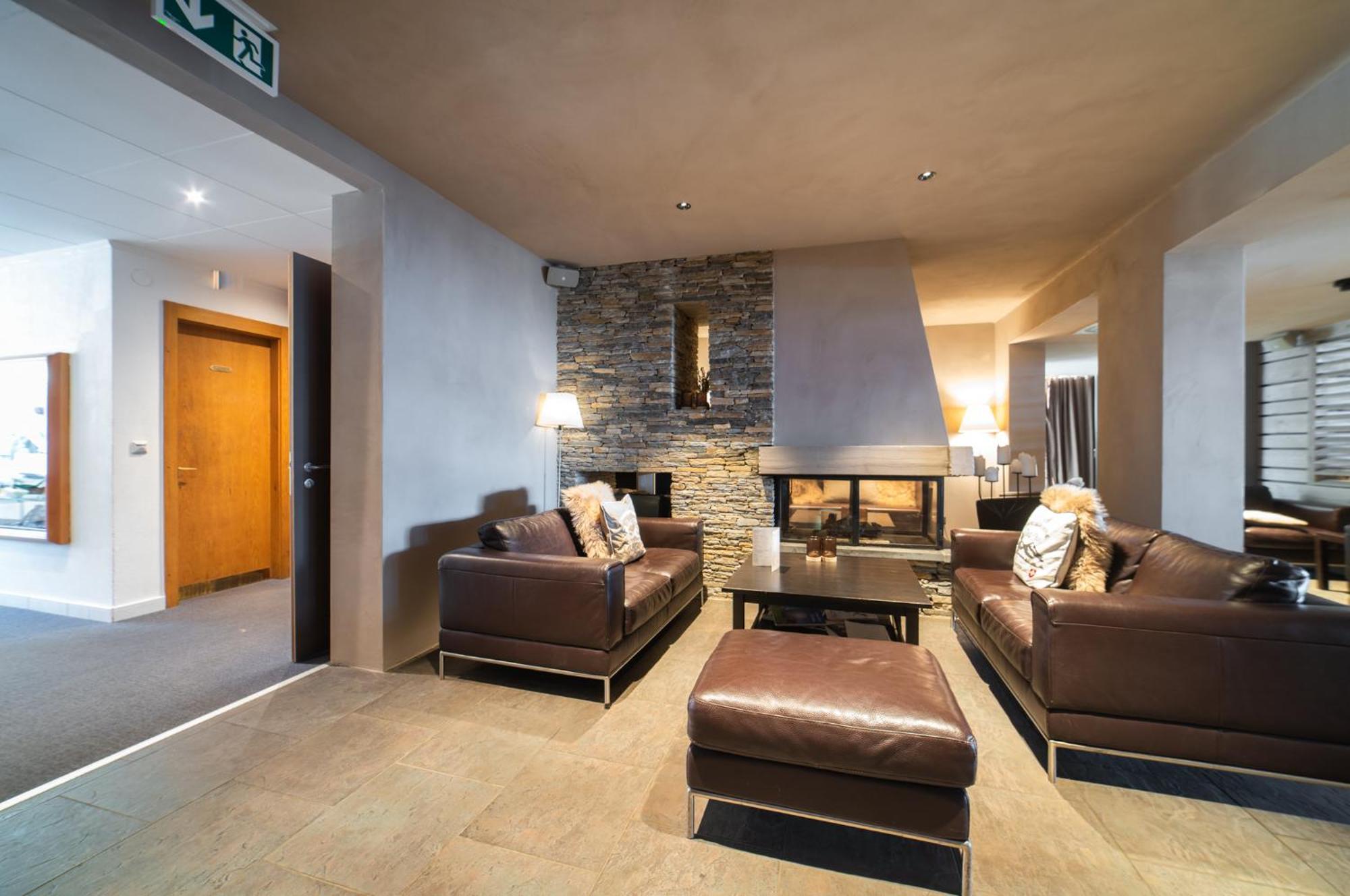 Boutique Hotel Art De Vivre & Spa Кранс Монтана Екстериор снимка