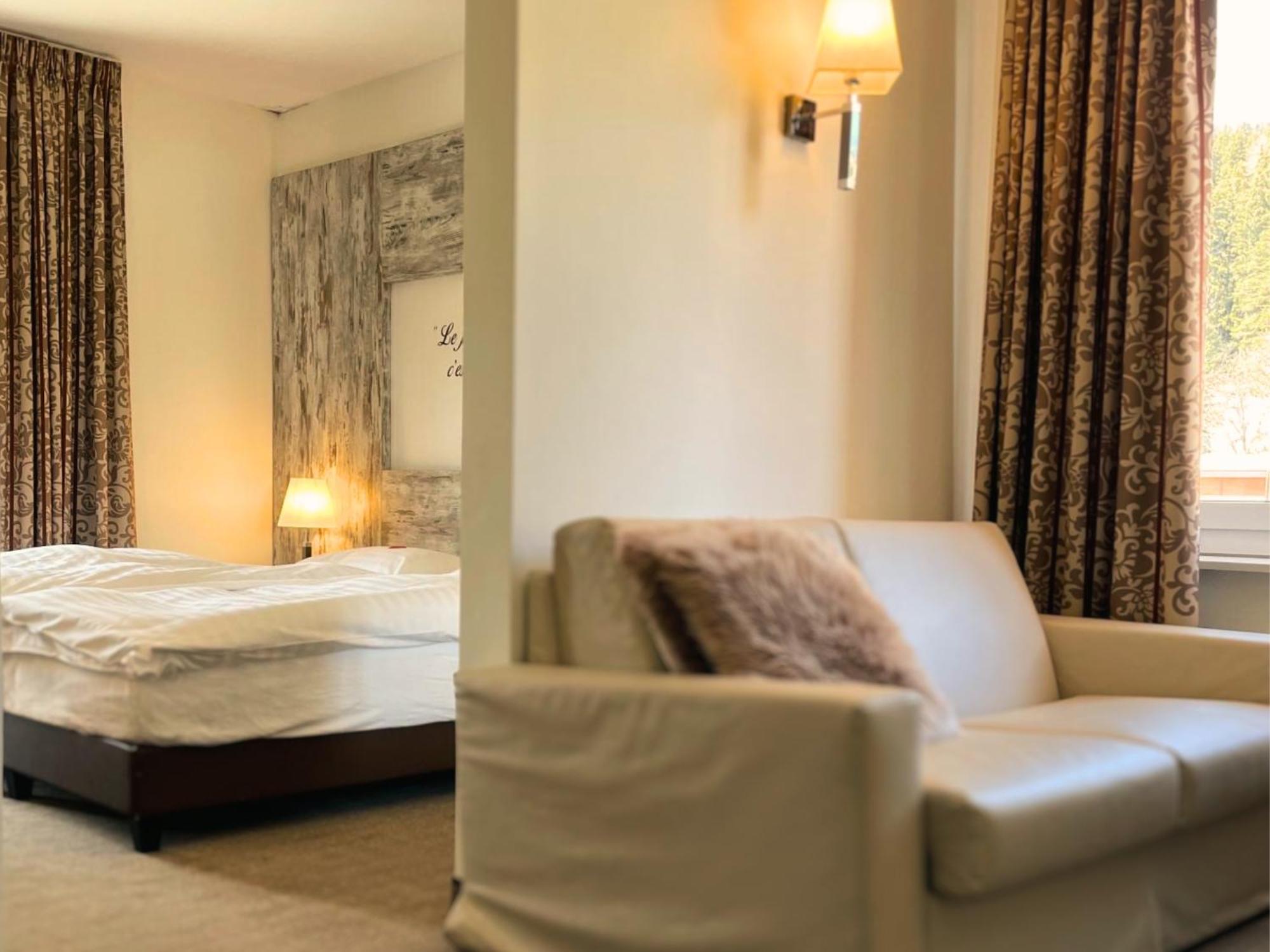 Boutique Hotel Art De Vivre & Spa Кранс Монтана Стая снимка